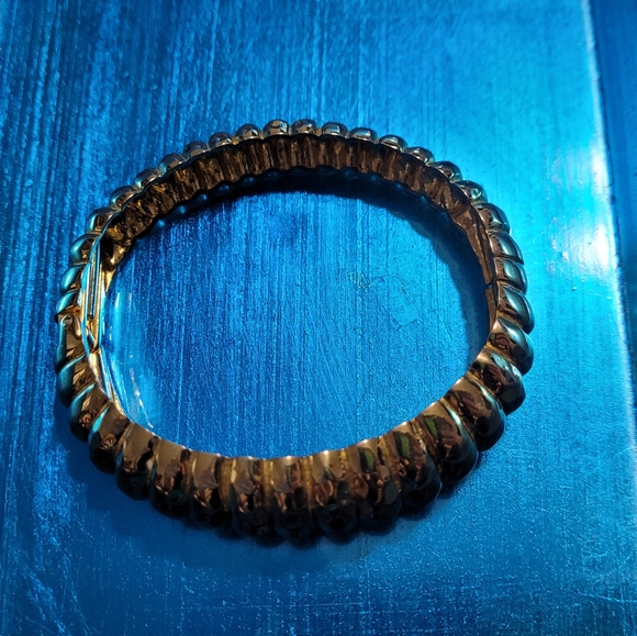 Vintage 90s Faux Gold Bracelet - Picture 3 of 3